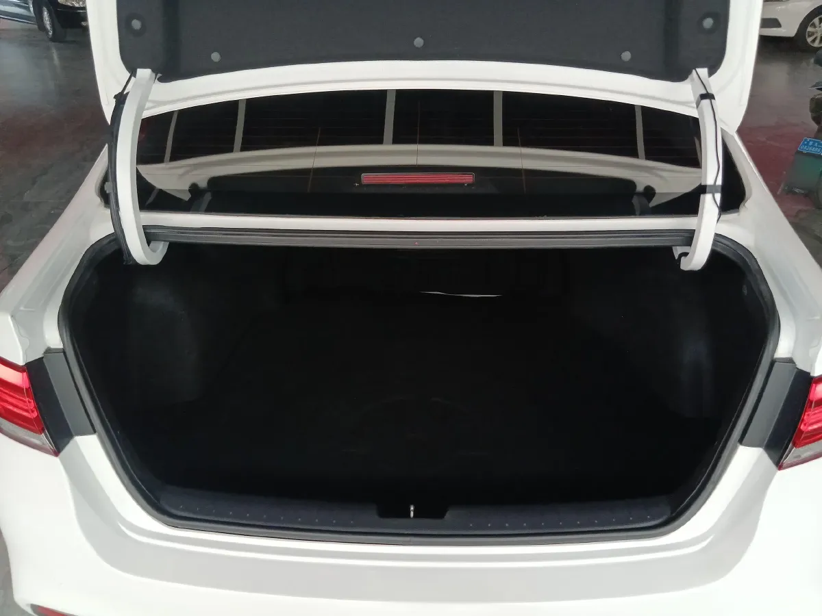 2014 Kia K4 1.8L 143HP L4 6AT,autocango,china used car exporter,china ev exporter,chinese used car exporter,chinese used ev exporter