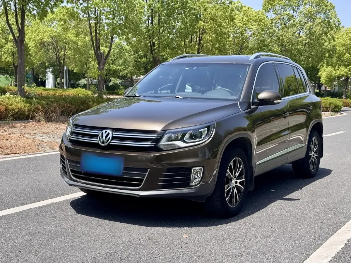 2015 Volkswagen Tiguan 1.8T 160HP L4 6AT 2015 Volkswagen Tiguan 1.8T 160HP L4 6AT