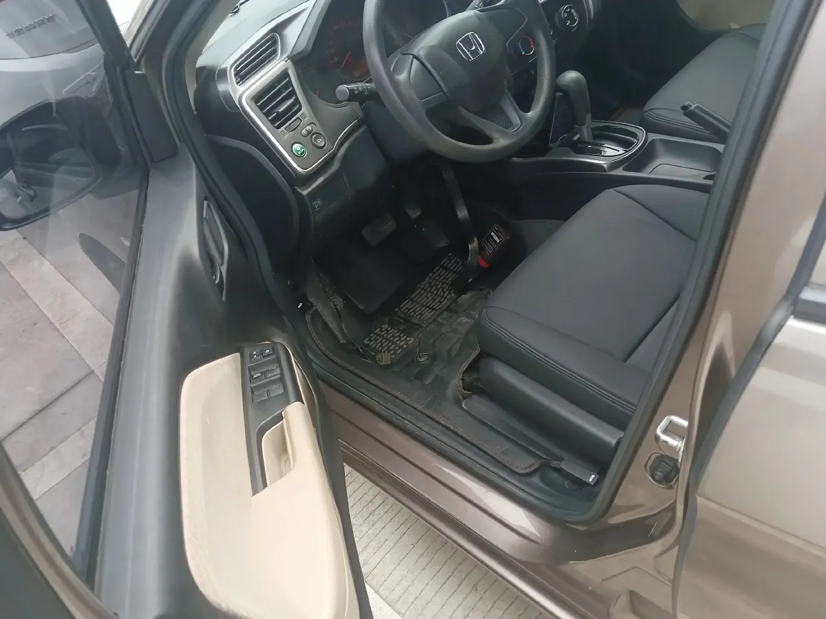 2016 Honda Greiz 1.5L 131HP L4 CVT,autocango,china used car exporter,china ev exporter,chinese used car exporter,chinese used ev exporter