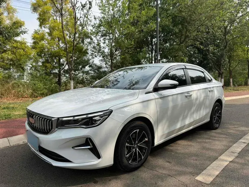 2025 Geely Emgrand 1.5L 127HP L4 5MT