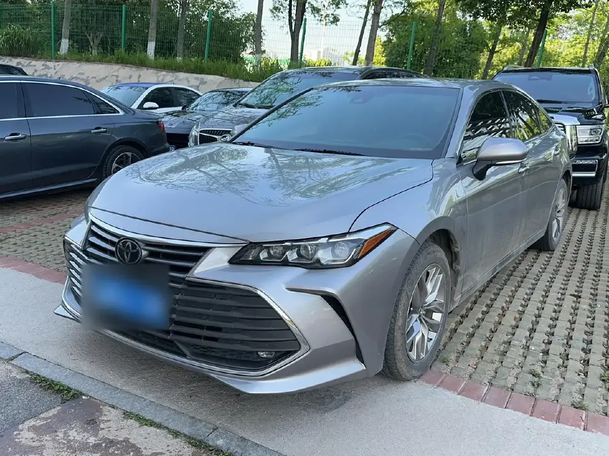 2019 Toyota Avalon 2.0L 178HP L4 CVT