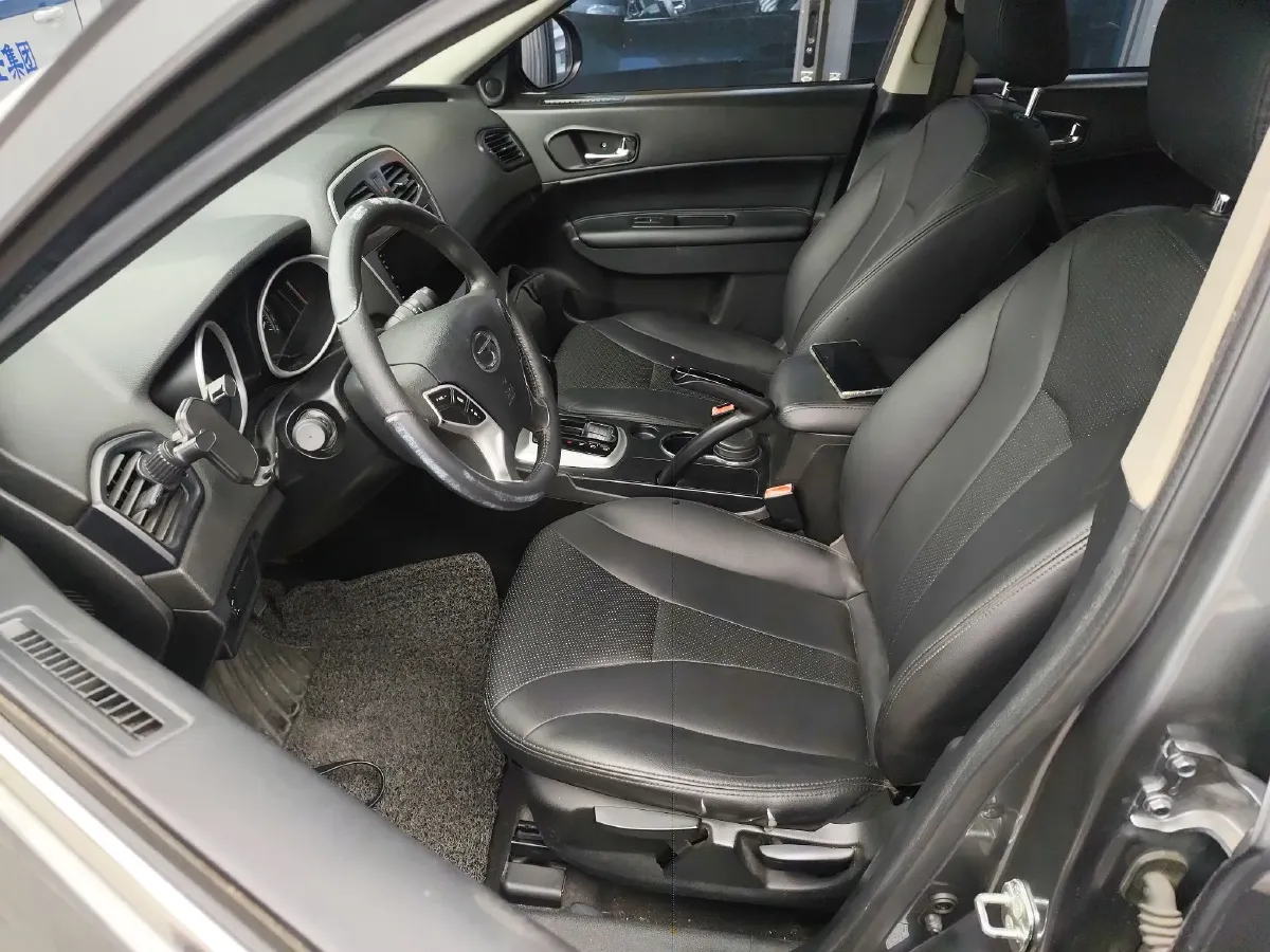 2014 GAC Trumpchi GS5 2.0L 147HP L4 5AT,autocango,china used car exporter,china ev exporter,chinese used car exporter,chinese used ev exporter