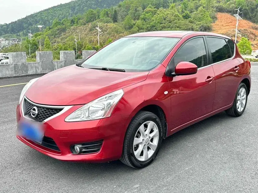 2011 Nissan Tiida 1.6L 126HP L4 CVT