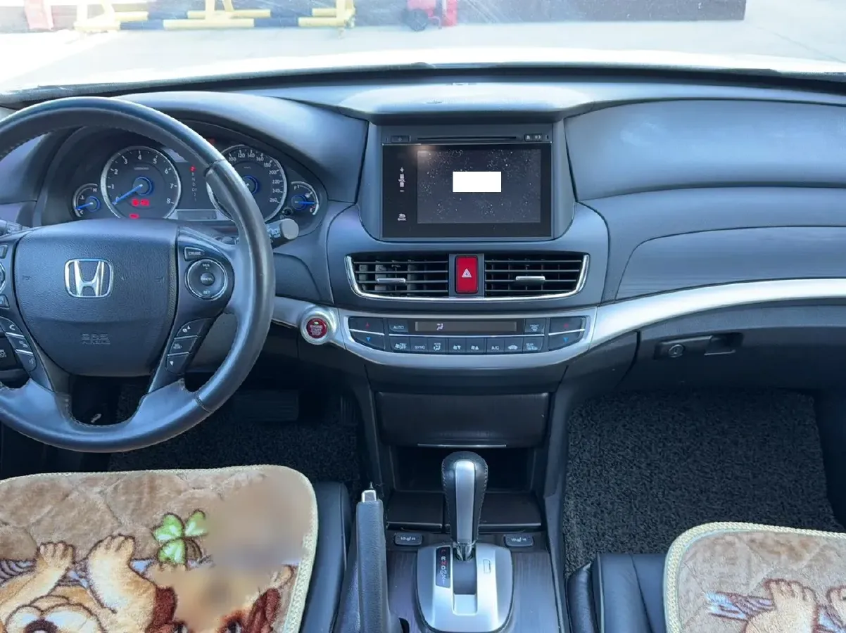 2016 Honda Crosstour 2.4L 197HP L4 5AT,autocango,china used car exporter,china ev exporter,chinese used car exporter,chinese used ev exporter