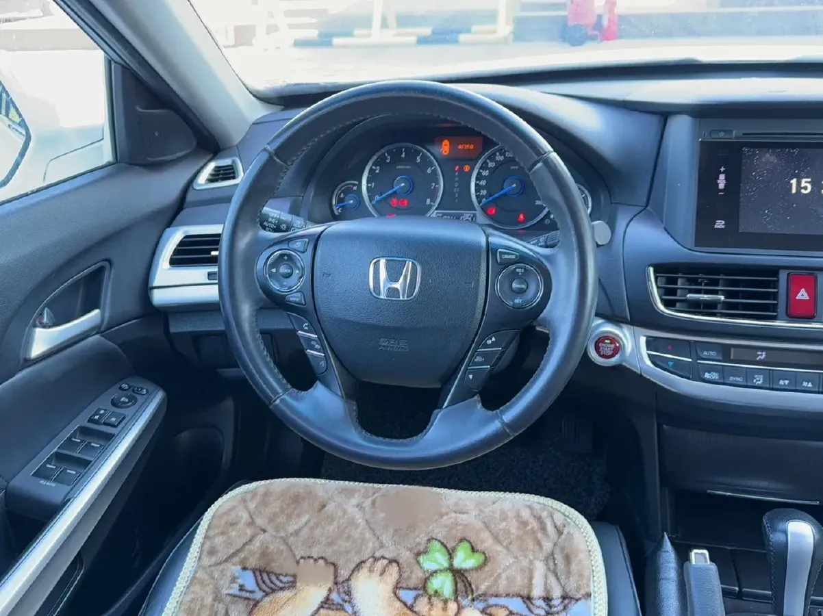 2016 Honda Crosstour 2.4L 197HP L4 5AT,autocango,china used car exporter,china ev exporter,chinese used car exporter,chinese used ev exporter