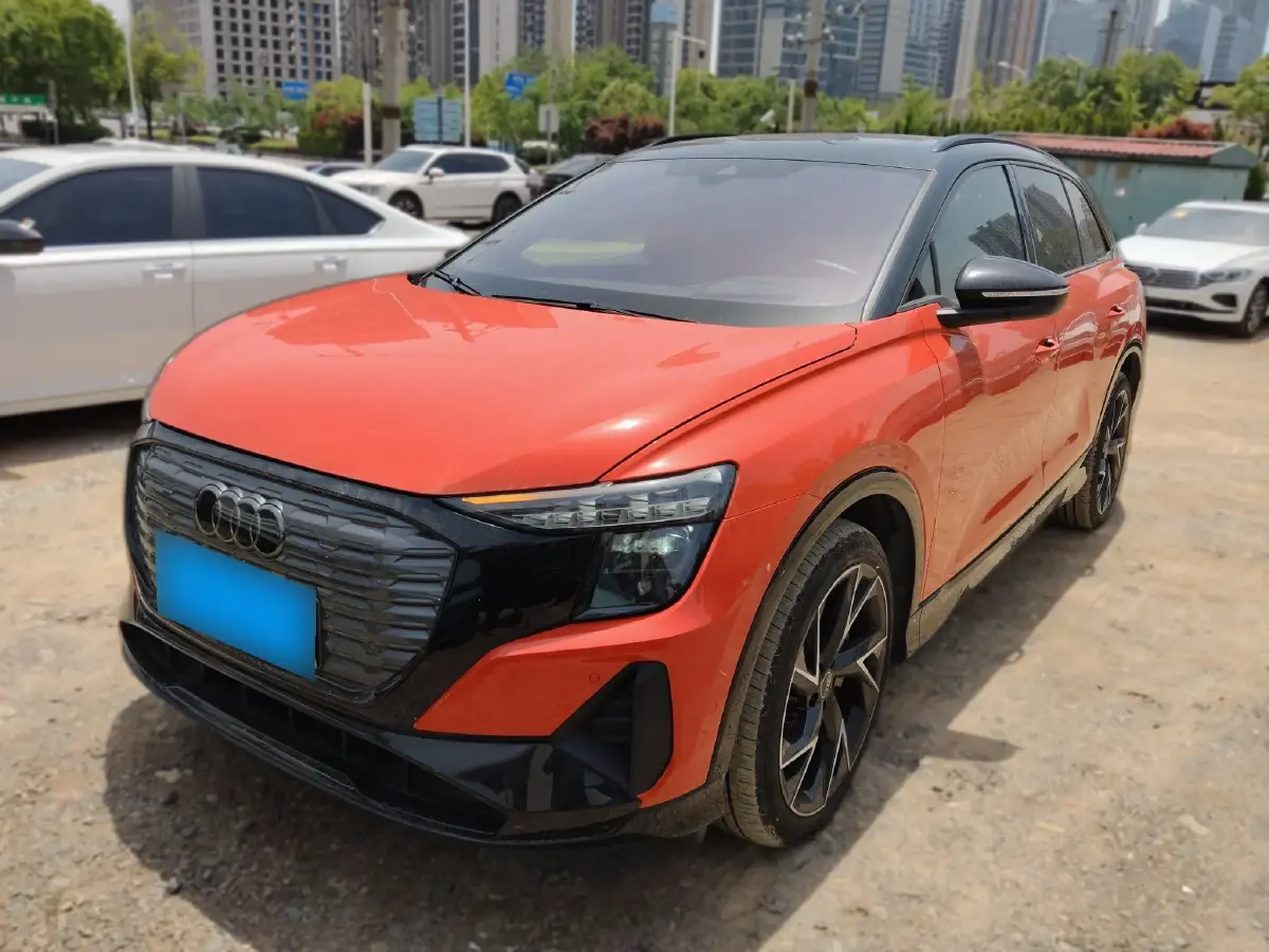 2022 Audi Q5 e-tron BEV 83.4KWH