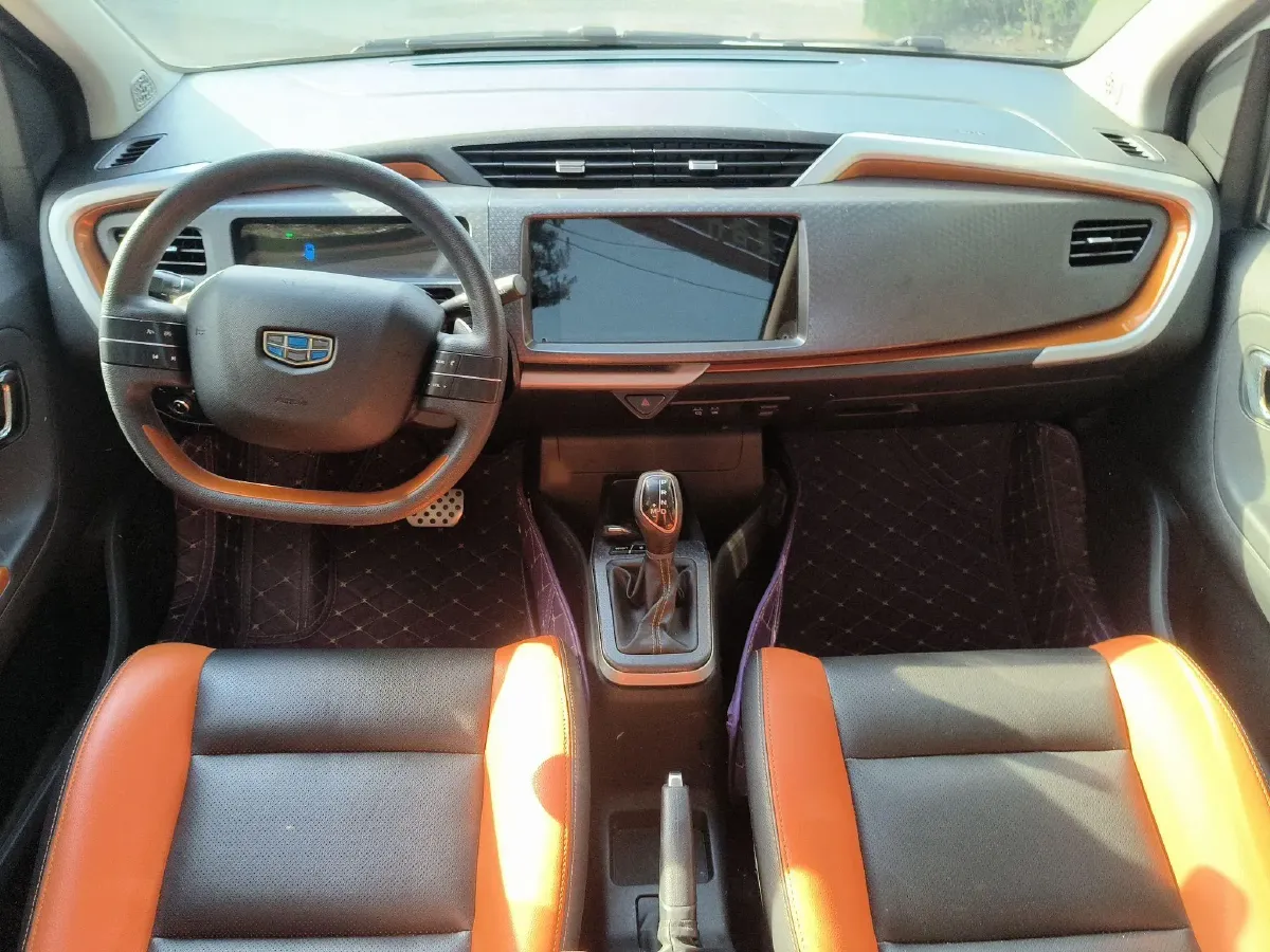 2017 Geely Vision X1 1.3L 88HP L4 4AT,autocango,china used car exporter,china ev exporter,chinese used car exporter,chinese used ev exporter