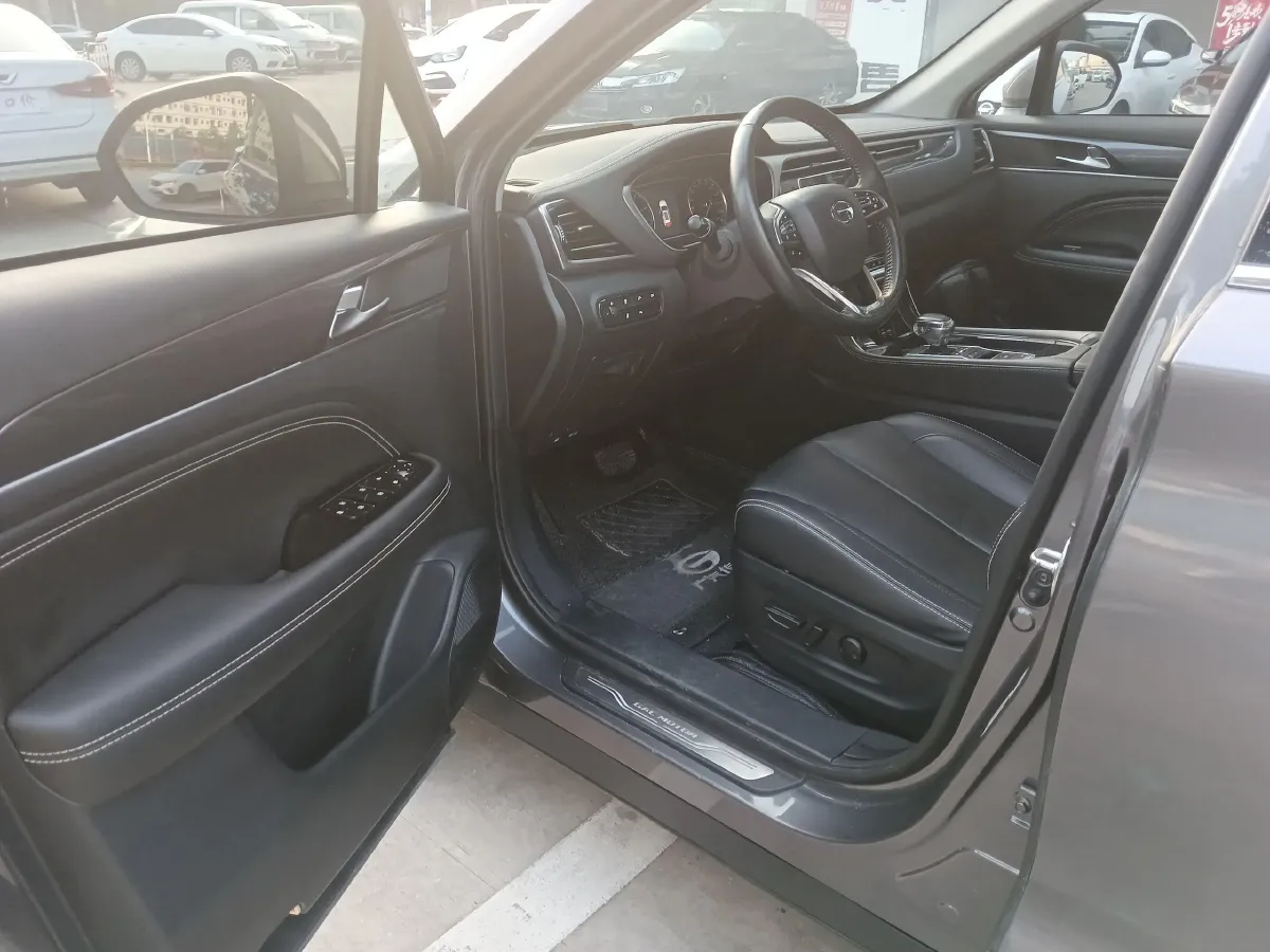 2020 GAC Trumpchi GS5 1.5T 169HP L4 6AT,autocango,china used car exporter,china ev exporter,chinese used car exporter,chinese used ev exporter