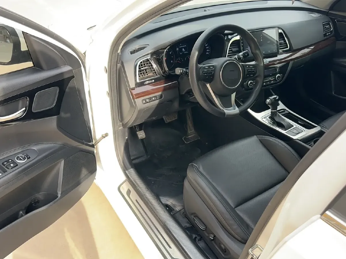 2015 Kia K4 1.8L 143HP L4 6AT,autocango,china used car exporter,china ev exporter,chinese used car exporter,chinese used ev exporter