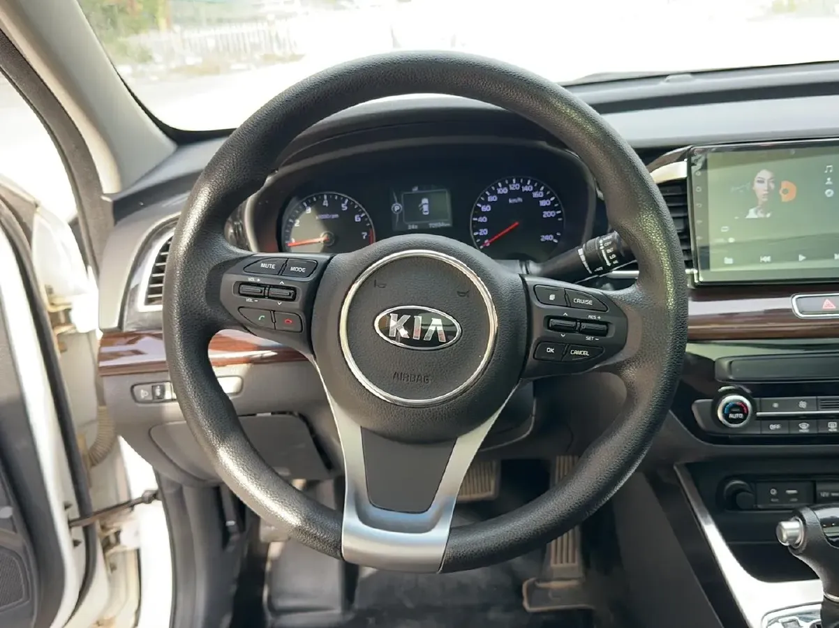2015 Kia K4 1.8L 143HP L4 6AT,autocango,china used car exporter,china ev exporter,chinese used car exporter,chinese used ev exporter