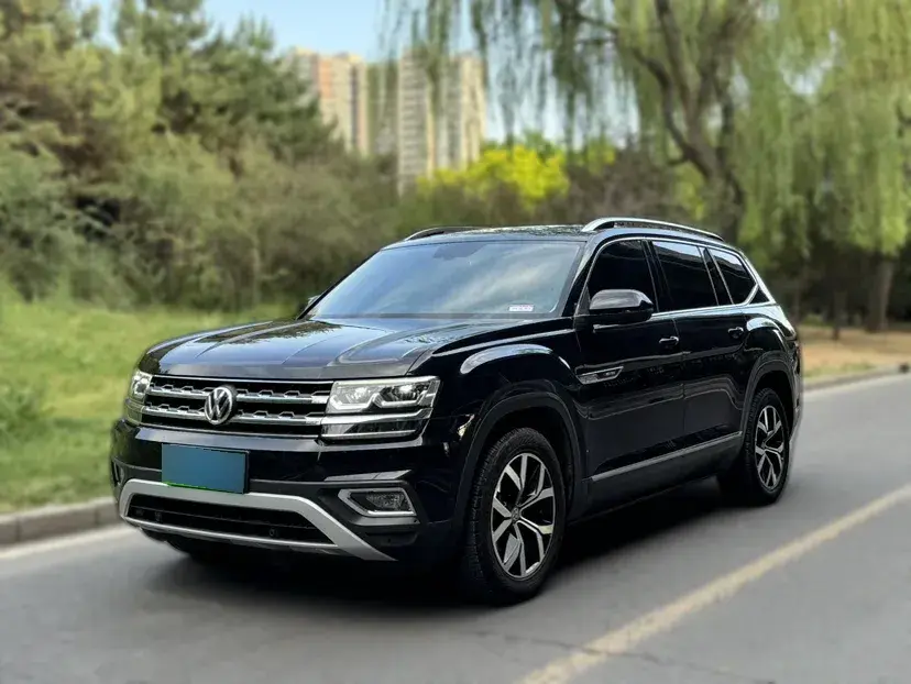 2017 Volkswagen Teramont 2.0T 220HP L4 7DCT