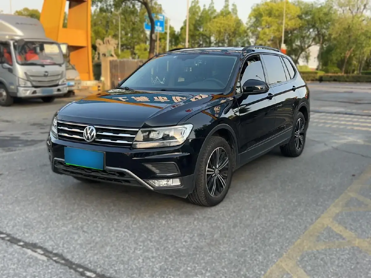 2019 Volkswagen Tiguan L 2.0T 186HP L4 7DCT