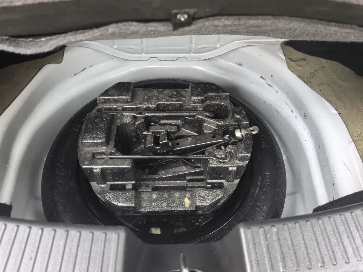 2018 Geely Vision S1 1.5L 109HP L4 5MT,autocango,china used car exporter,china ev exporter,chinese used car exporter,chinese used ev exporter