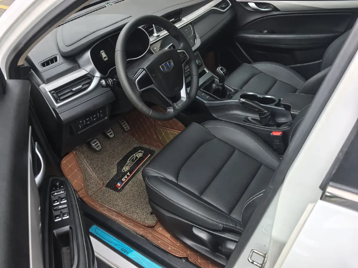 2018 Geely Vision S1 1.5L 109HP L4 5MT,autocango,china used car exporter,china ev exporter,chinese used car exporter,chinese used ev exporter