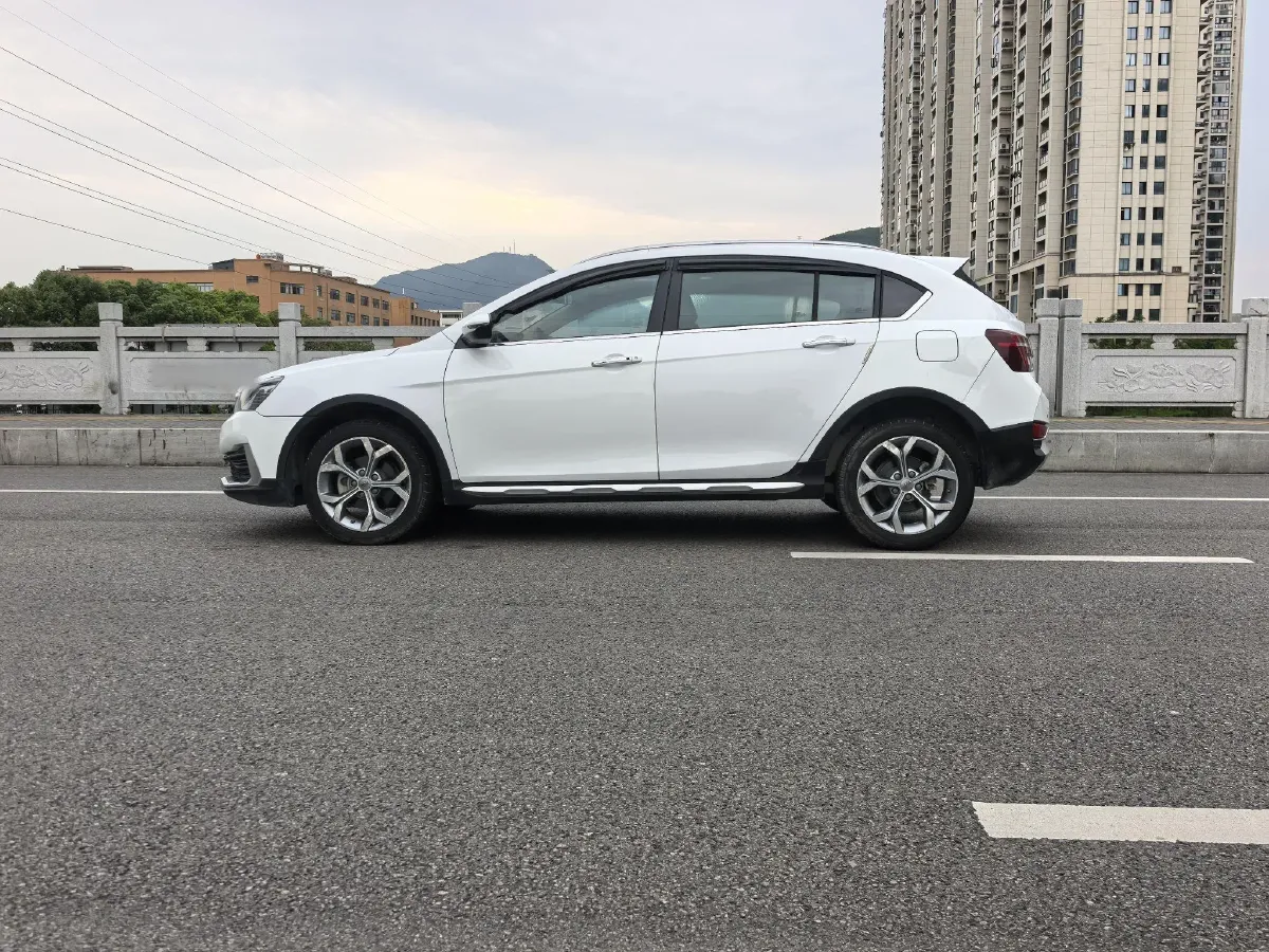 2018 Geely Vision S1 1.5L 109HP L4 5MT,autocango,china used car exporter,china ev exporter,chinese used car exporter,chinese used ev exporter