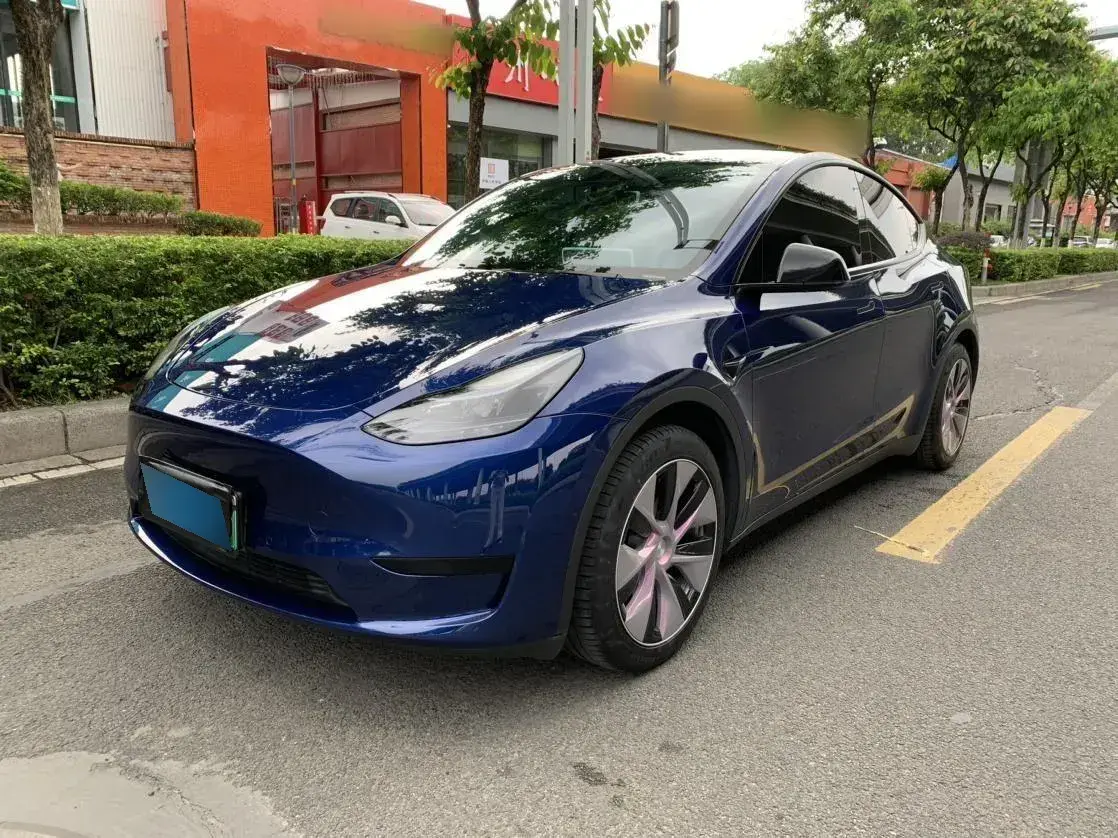 2022 Tesla Model Y BEV 60KWH