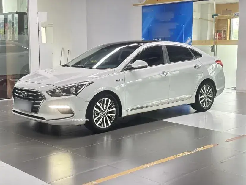 2017 Hyundai Mistra 1.6T 175HP L4 7DCT