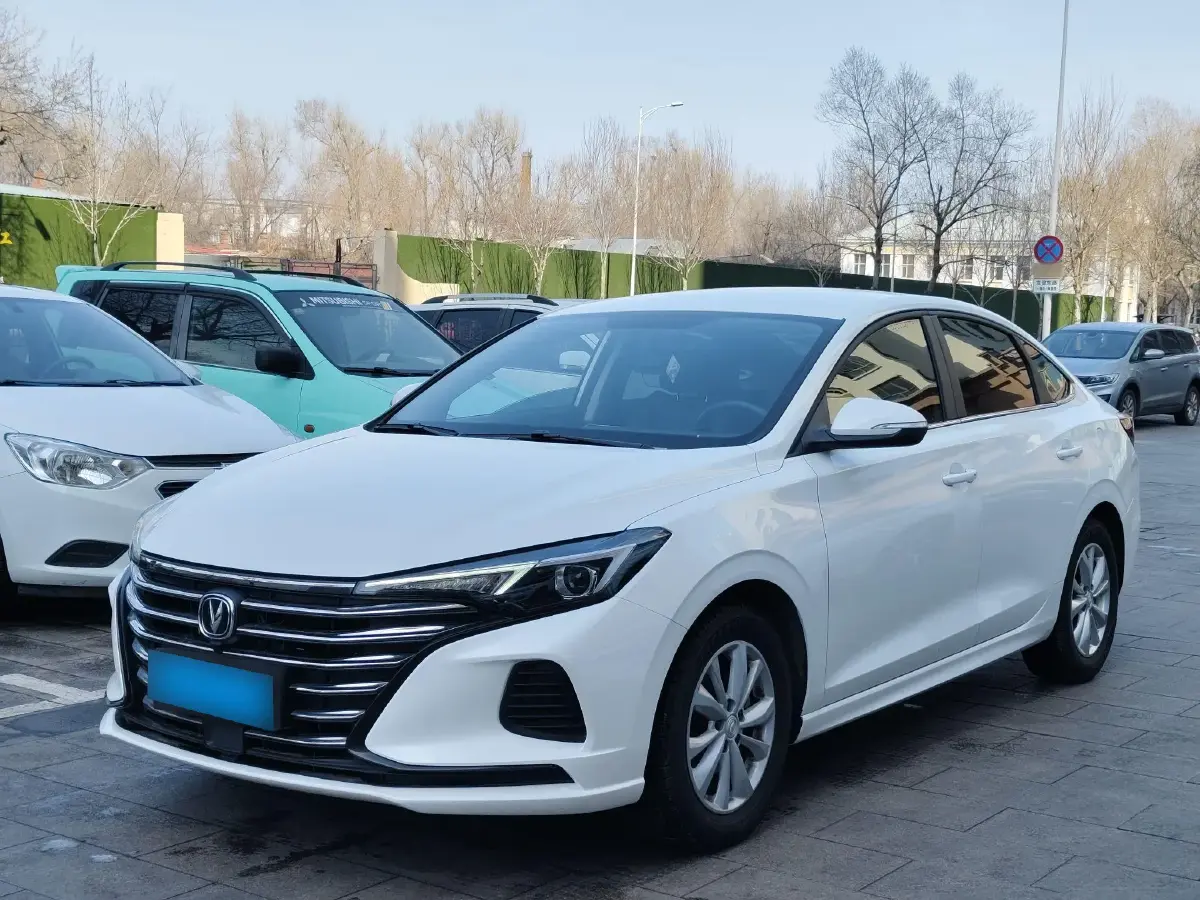 2022 ChangAn Eado 1.6L 128HP L4 CVT