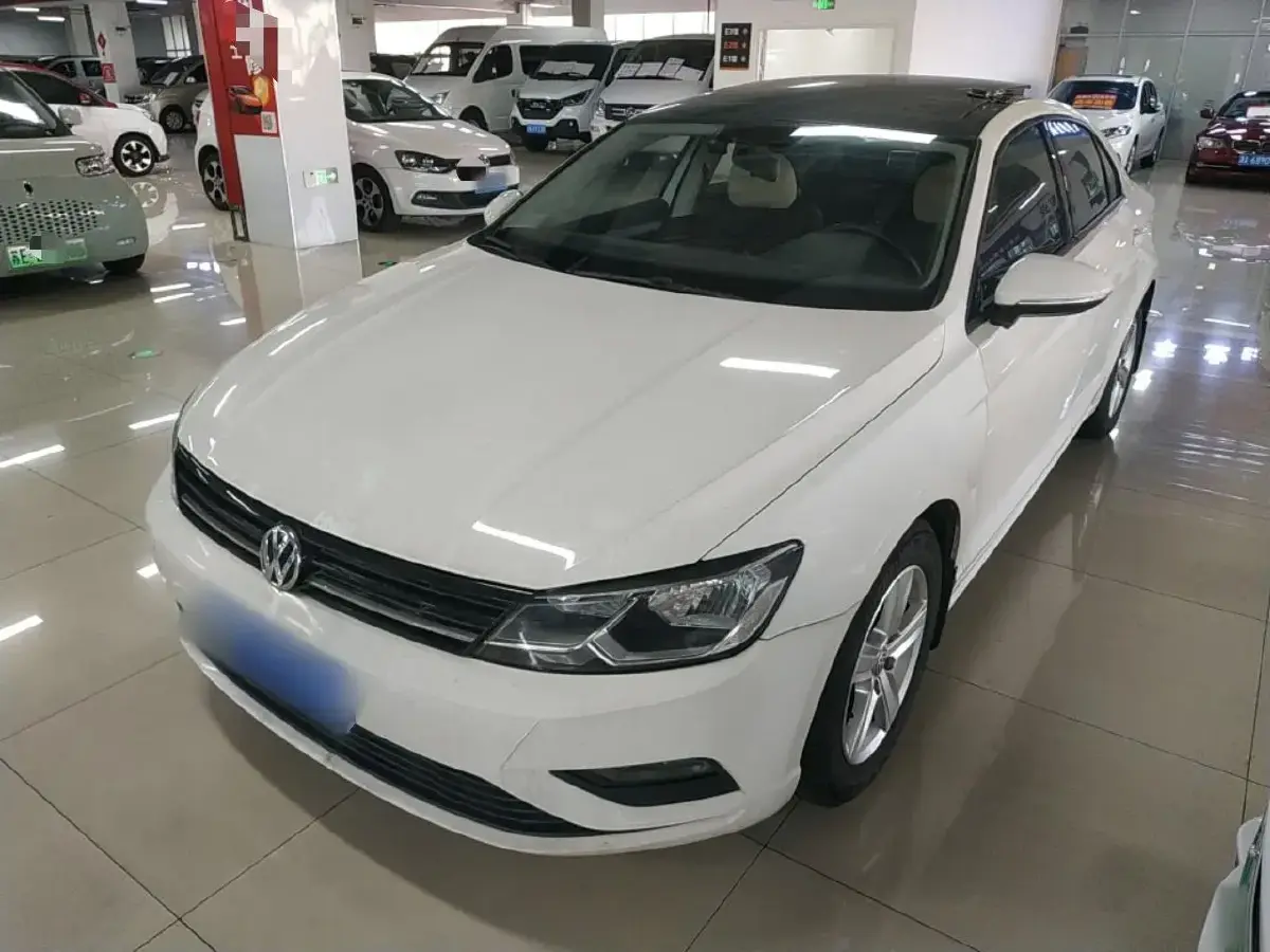 2018 Volkswagen Lamando 1.4T 131HP L4 7DCT
