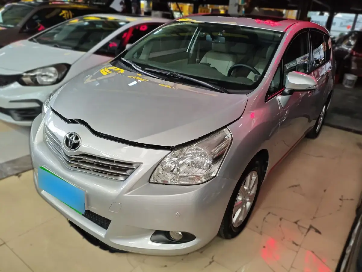 2014 Toyota Verso 1.8L 140HP L4 CVT