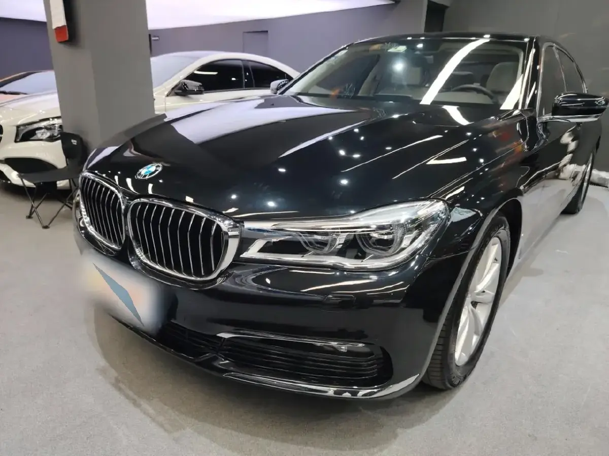 2016 BMW 7 Series 2.0T 258HP L4 8AT