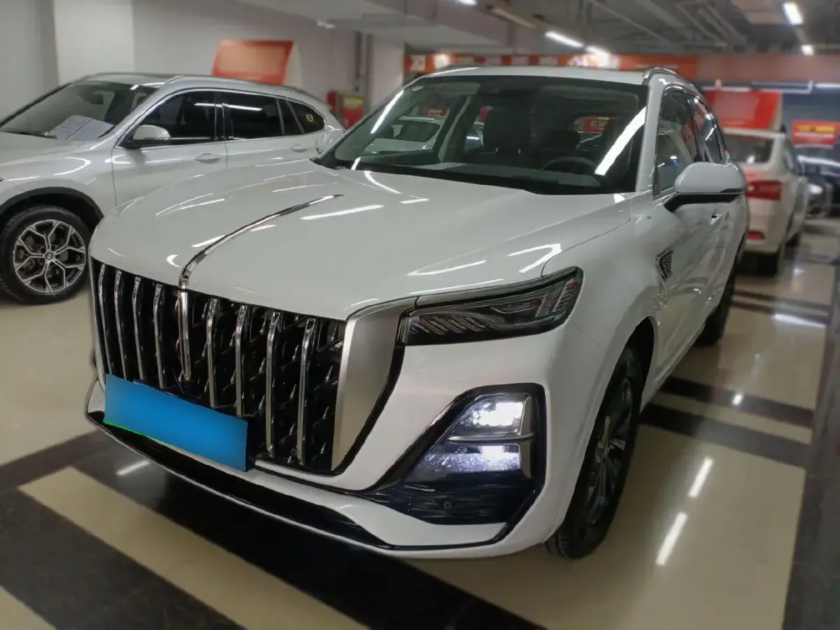 2023 HongQi HS5 2.0T 252HP L4 8AT
