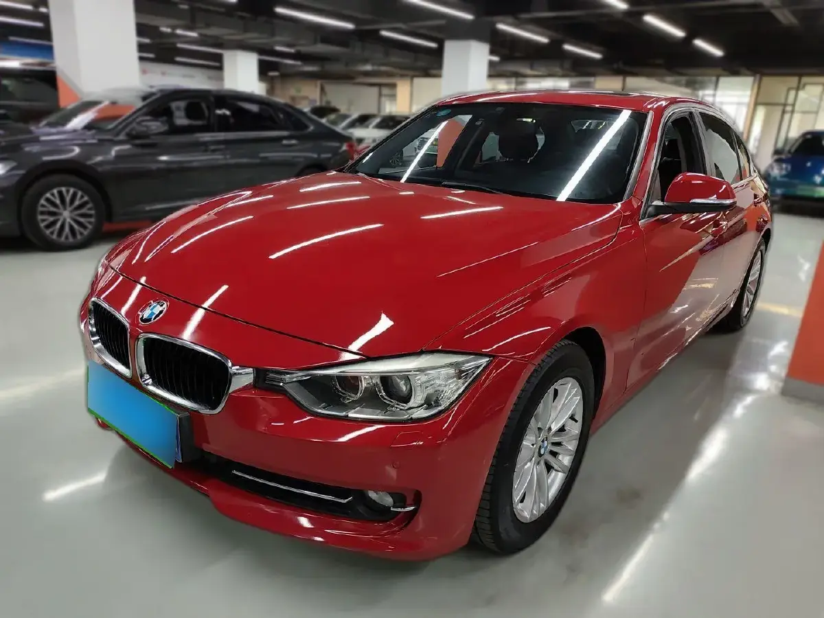 2014 BMW 3 Series 2.0T 184HP L4 8AT