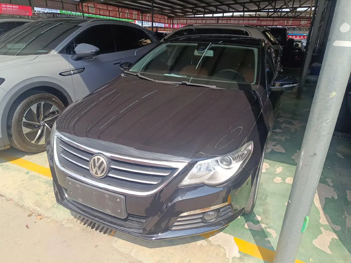 2012 Volkswagen CC 2.0T 200HP L4 6DCT