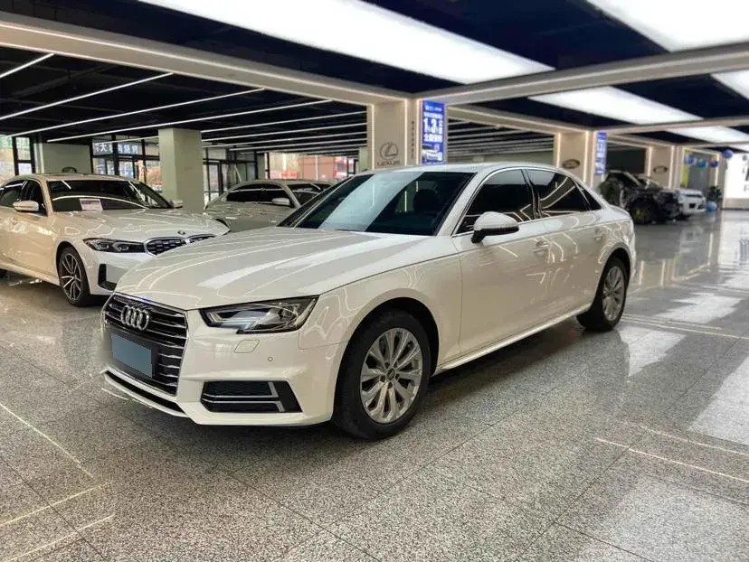 2019 Audi A4L 2.0T 190HP L4 7DCT