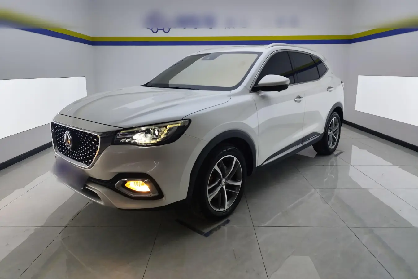 2019 MG HS 2.0T 231HP L4 6DCT