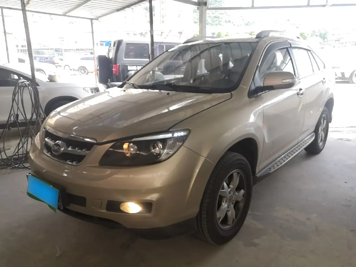 2014 BYD S6 2.0L 140HP L4 5MT