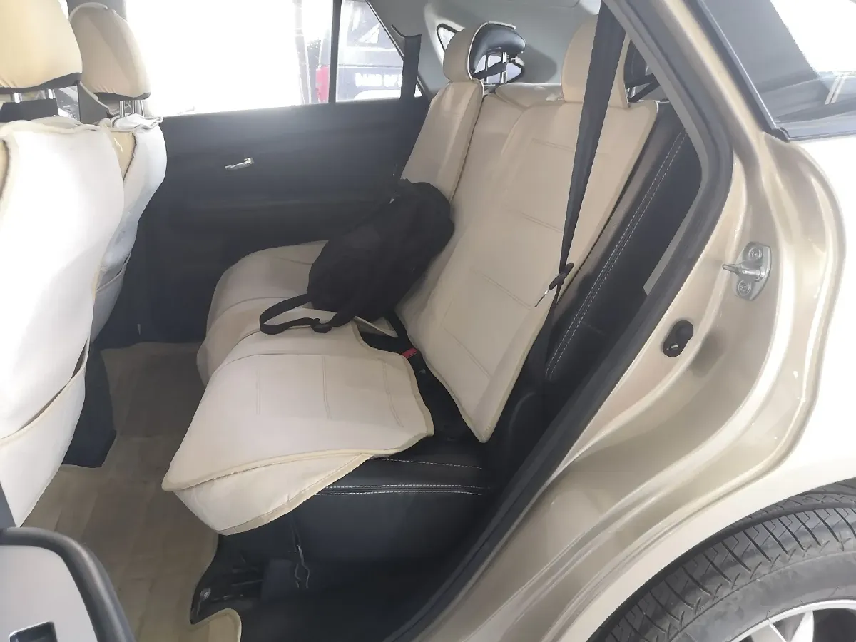 2014 BYD S6 2.0L 140HP L4 5MT,autocango,china used car exporter,china ev exporter,chinese used car exporter,chinese used ev exporter