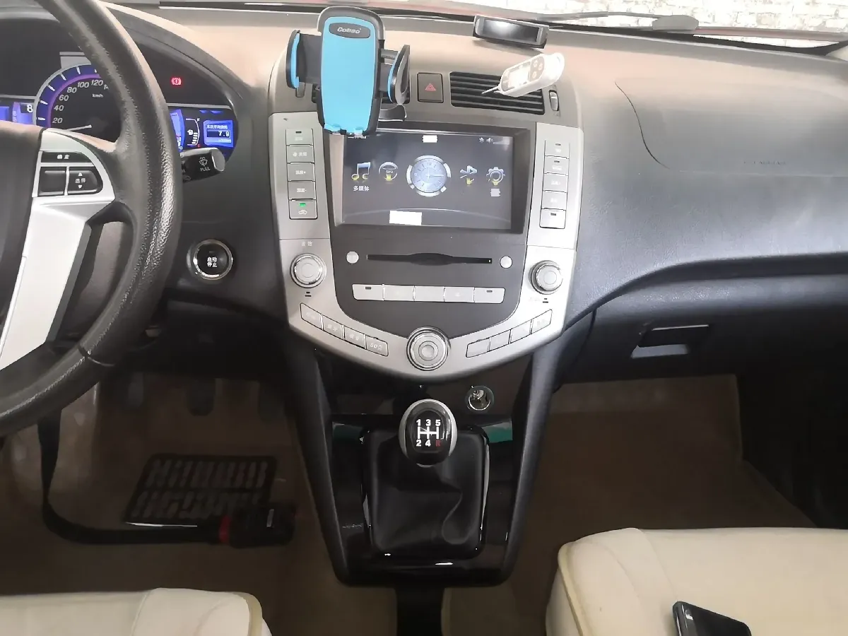 2014 BYD S6 2.0L 140HP L4 5MT,autocango,china used car exporter,china ev exporter,chinese used car exporter,chinese used ev exporter