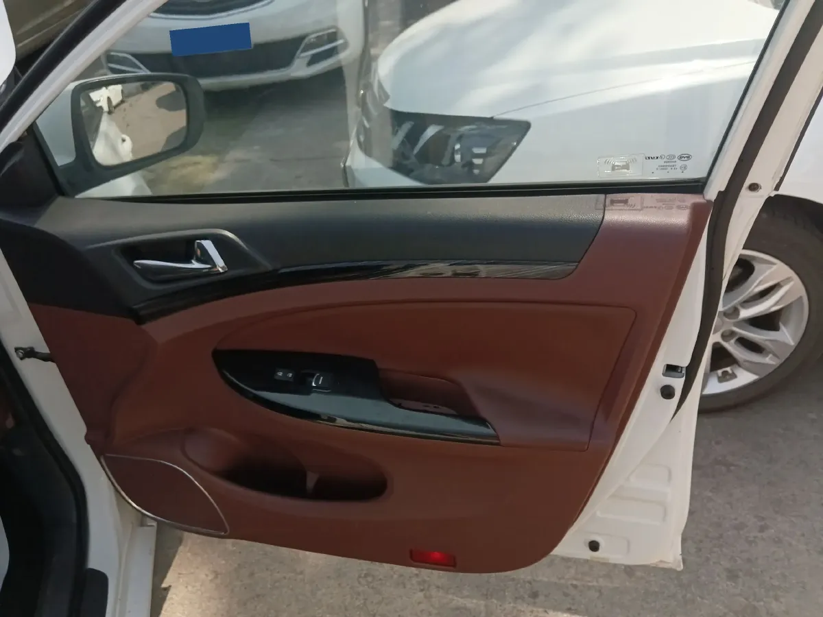 2015 BYD SuRui 1.5L 109HP L4 5MT,autocango,china used car exporter,china ev exporter,chinese used car exporter,chinese used ev exporter