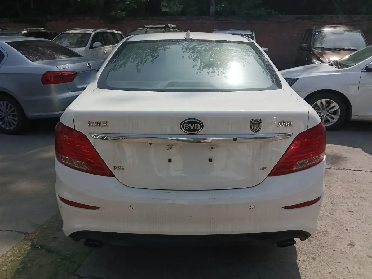 2015 BYD SuRui 1.5L 109HP L4 5MT,autocango,china used car exporter,china ev exporter,chinese used car exporter,chinese used ev exporter