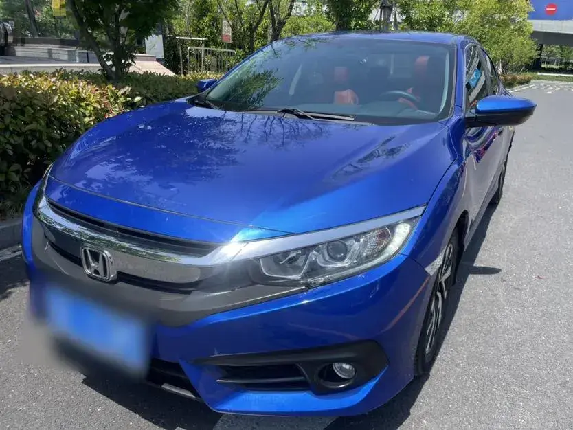 2016 Honda Civic 1.5T 177HP L4 CVT