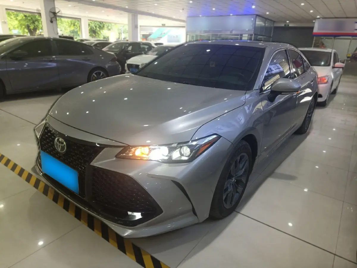 2019 Toyota Avalon 2.0L 178HP L4 CVT