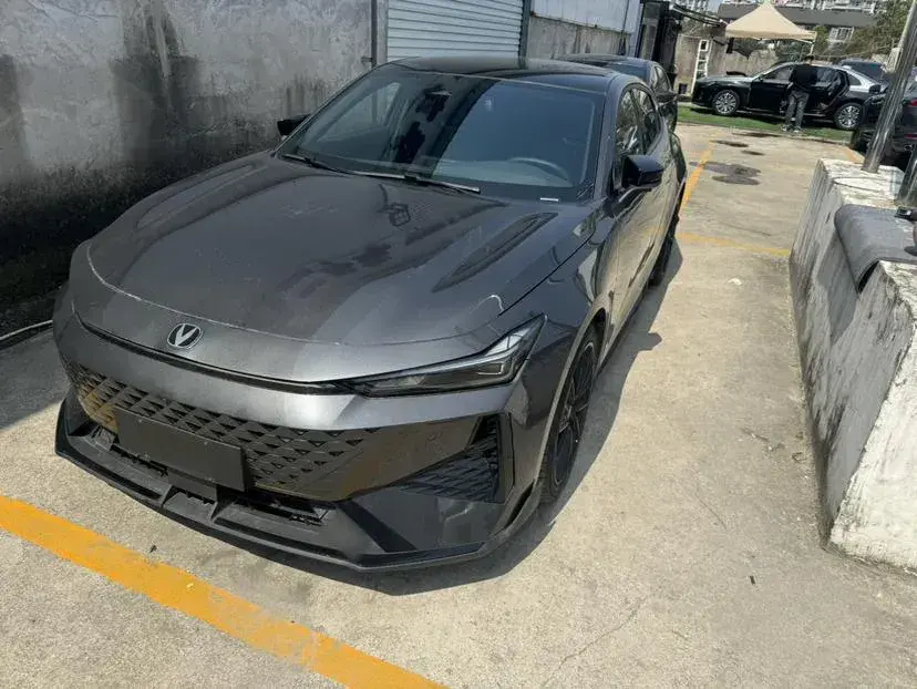 2024 ChangAn UNI-V 1.5T 188HP L4 7DCT