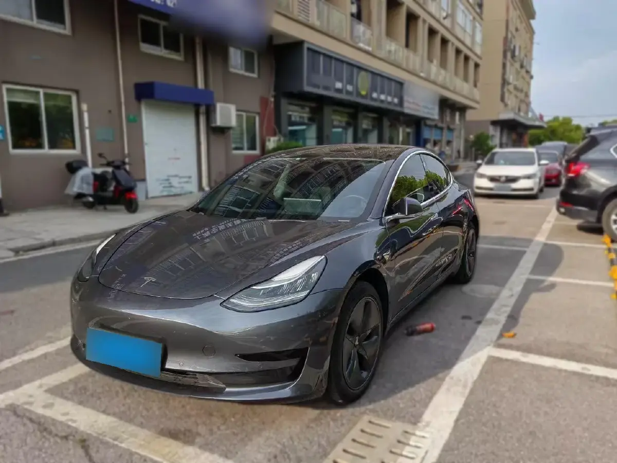 2019 Tesla Model 3 BEV 52KWH