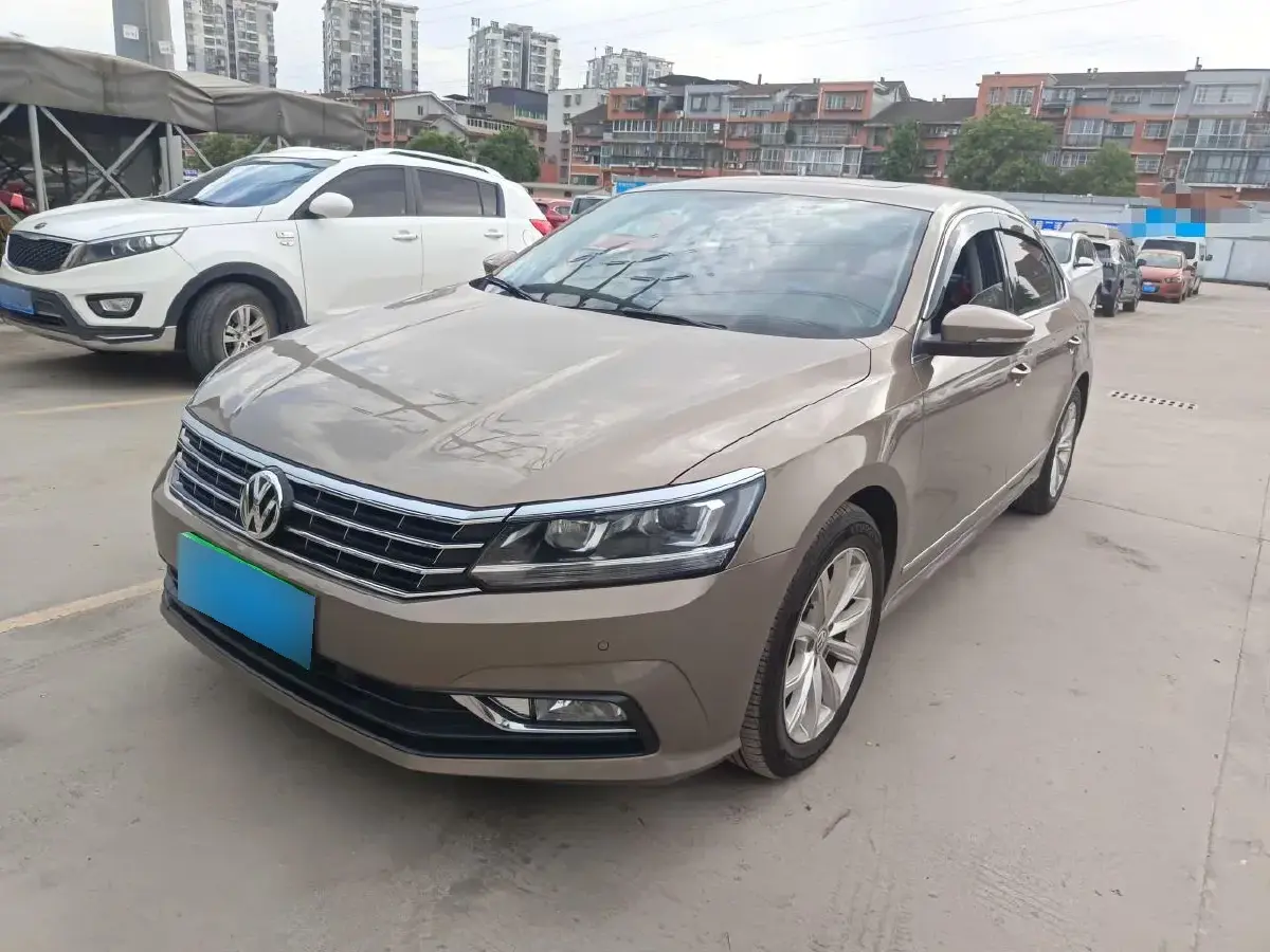 2017 Volkswagen Passat 1.8T 180HP L4 7DCT