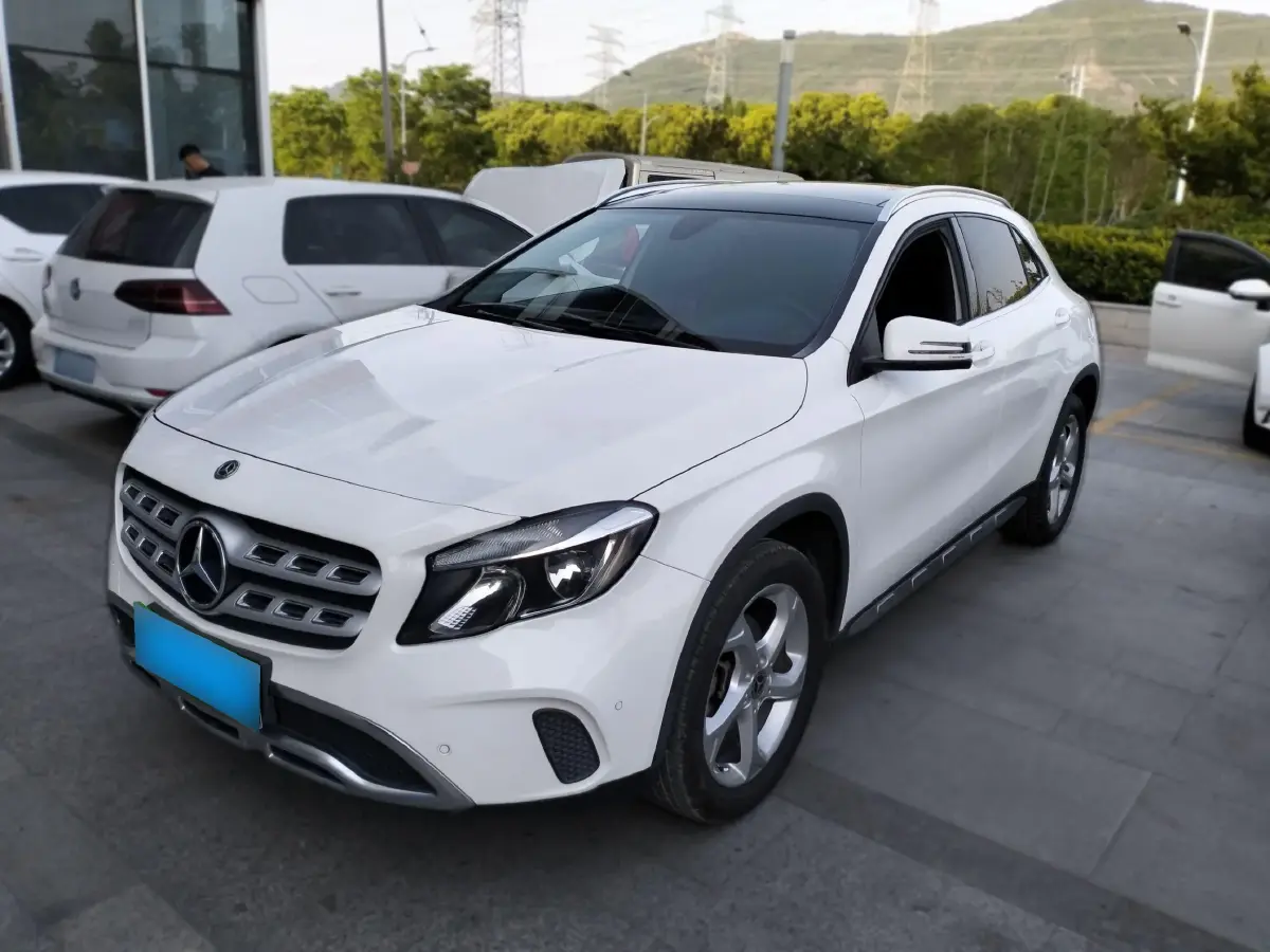 2018 Mercedes-Benz GLA Class 1.6T 156HP L4 7DCT