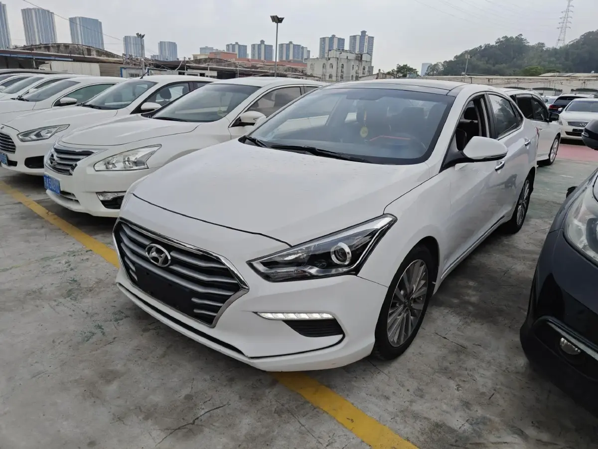 2017 Hyundai Mistra 1.8L 143HP L4 6AT