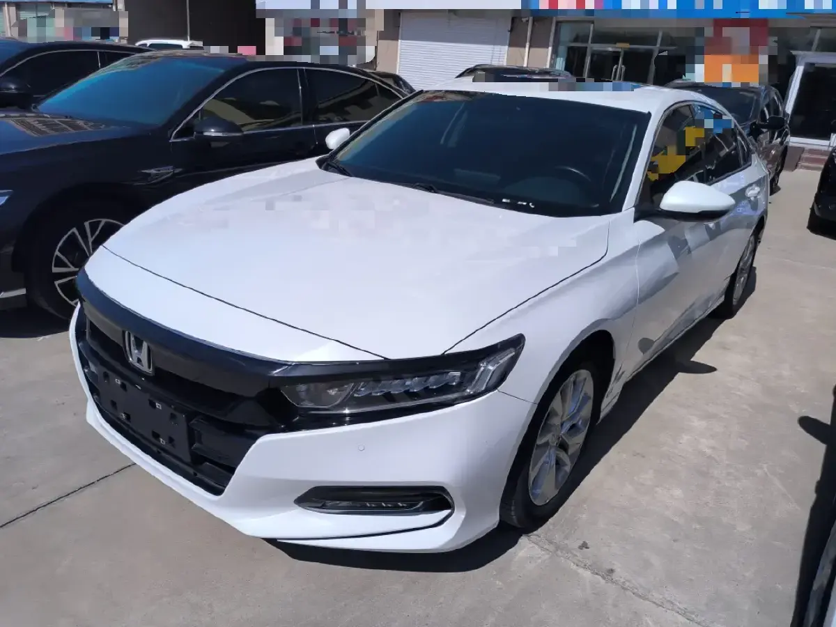 2018 Honda Accord 1.5T 194HP L4 CVT