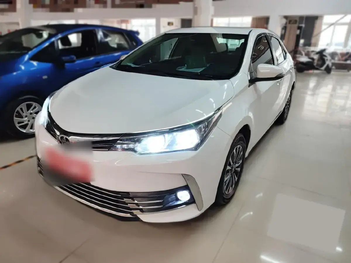 2017 Toyota Corolla 1.2T 116HP L4 CVT