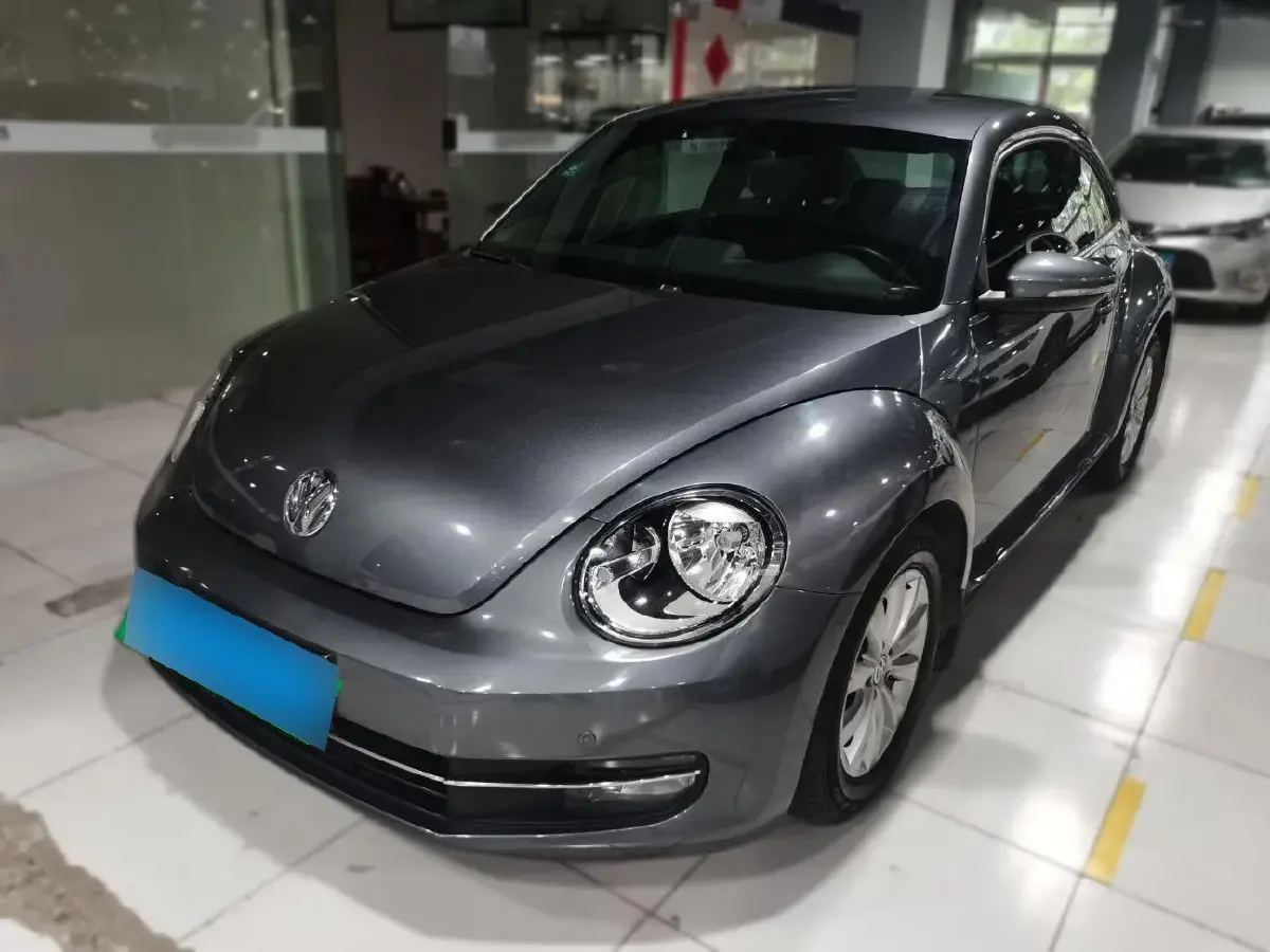 2013 Volkswagen Beetle 1.4T 160HP L4 7DCT