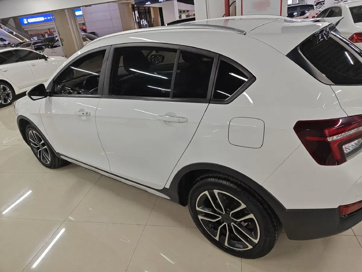 2019 Geely Vision S1 1.5L 109HP L4 5MT,autocango,china used car exporter,china ev exporter,chinese used car exporter,chinese used ev exporter