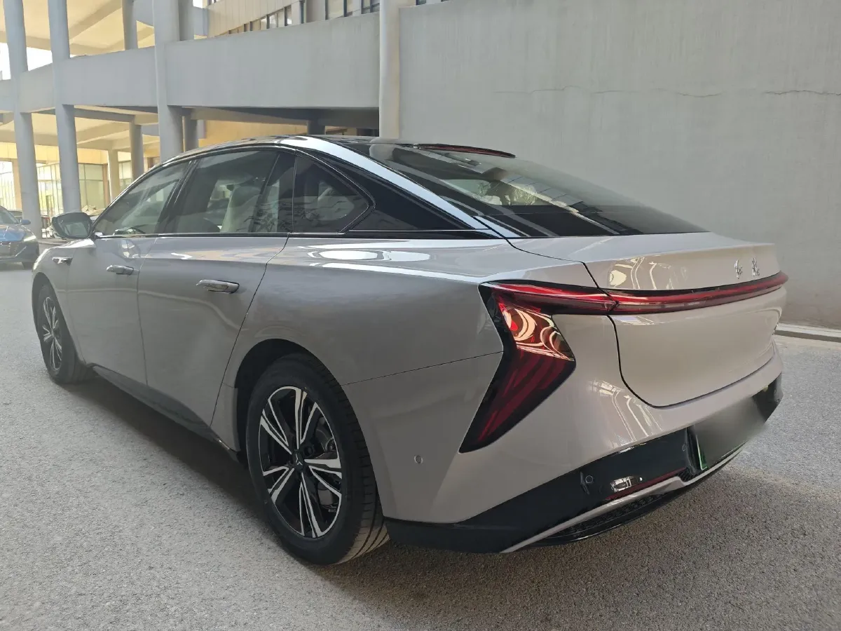 2024 HongQi EH7 BEV 75KWH,autocango,china used car exporter,china ev exporter,chinese used car exporter,chinese used ev exporter