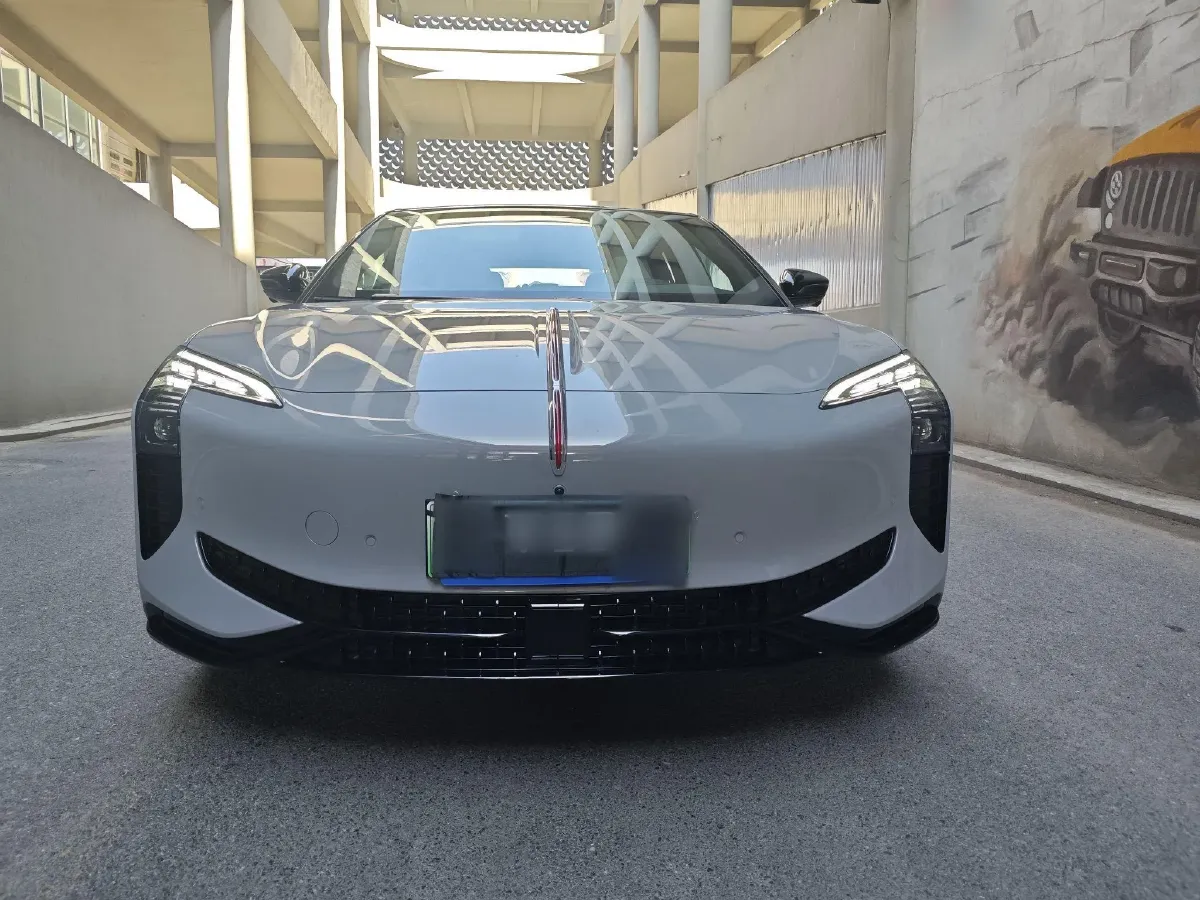 2024 HongQi EH7 BEV 75KWH,autocango,china used car exporter,china ev exporter,chinese used car exporter,chinese used ev exporter