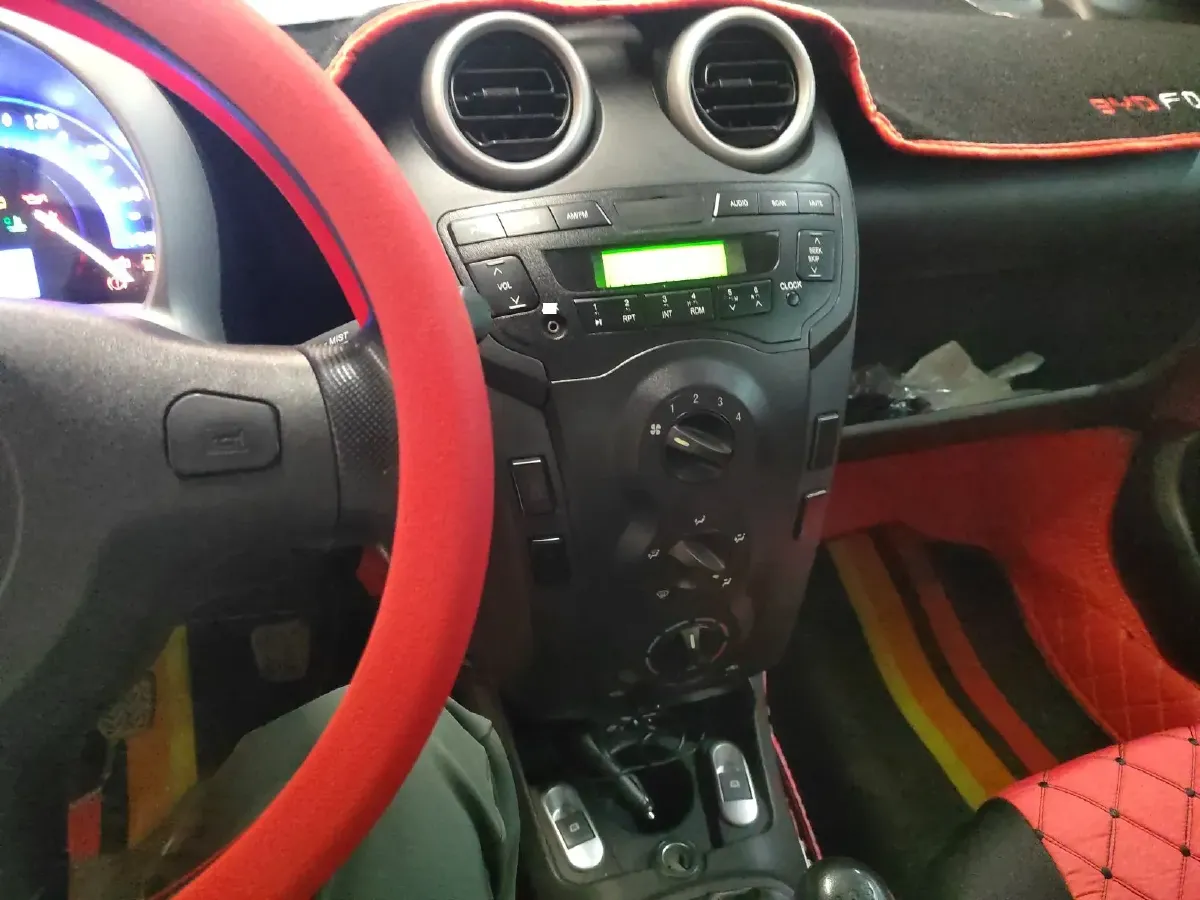 2015 BYD F0 1.0L 68HP L3 5MT,autocango,china used car exporter,china ev exporter,chinese used car exporter,chinese used ev exporter