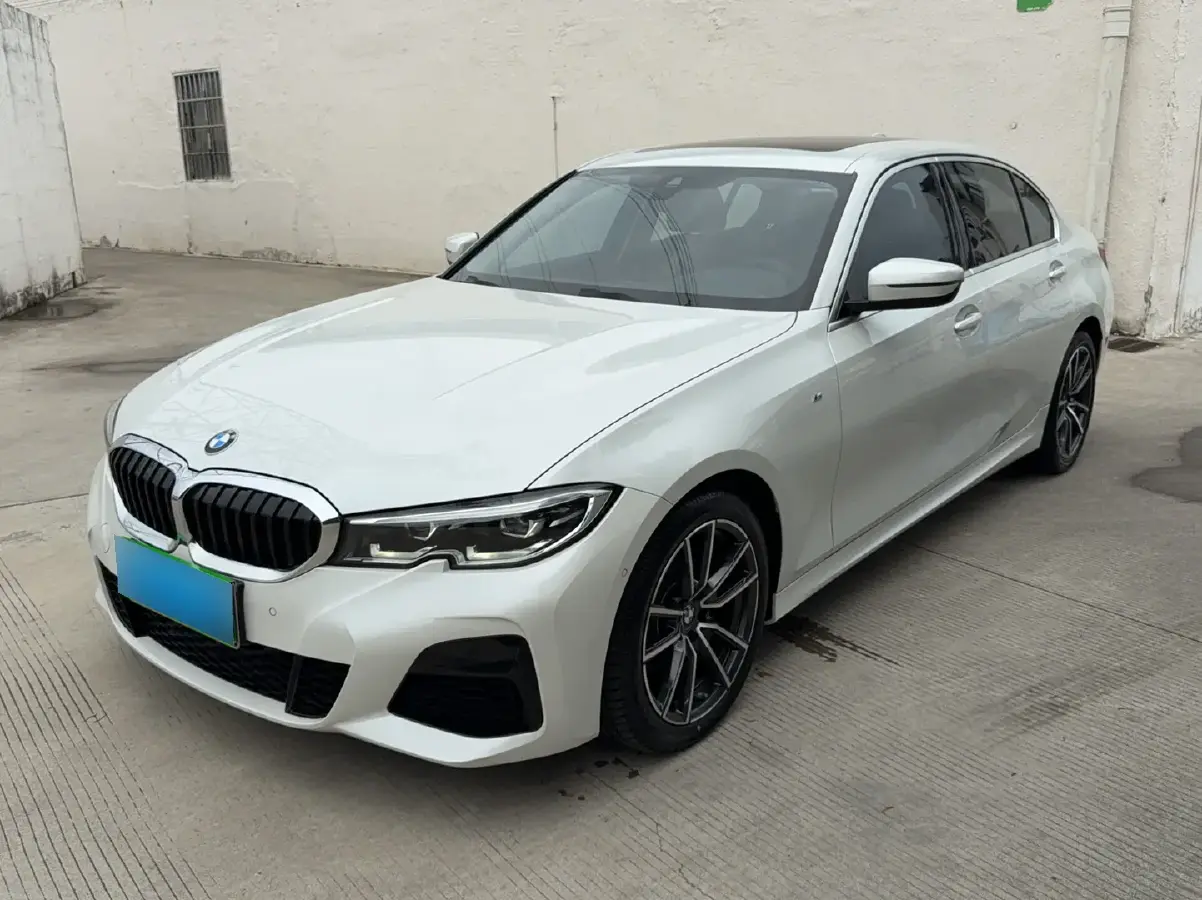 2021 BMW 3 Series 2.0T 184HP L4 8AT